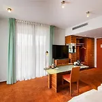 Hotel Hellenstein 4*